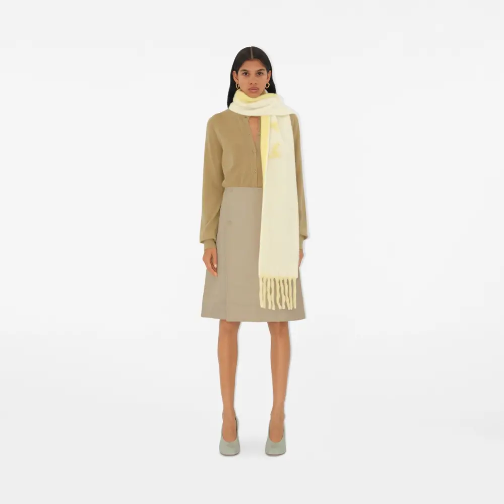Alternative view of Khăn Burberry Reversible Logo Alpaca Wool Blend Scarf 'Sandstone' 80972111