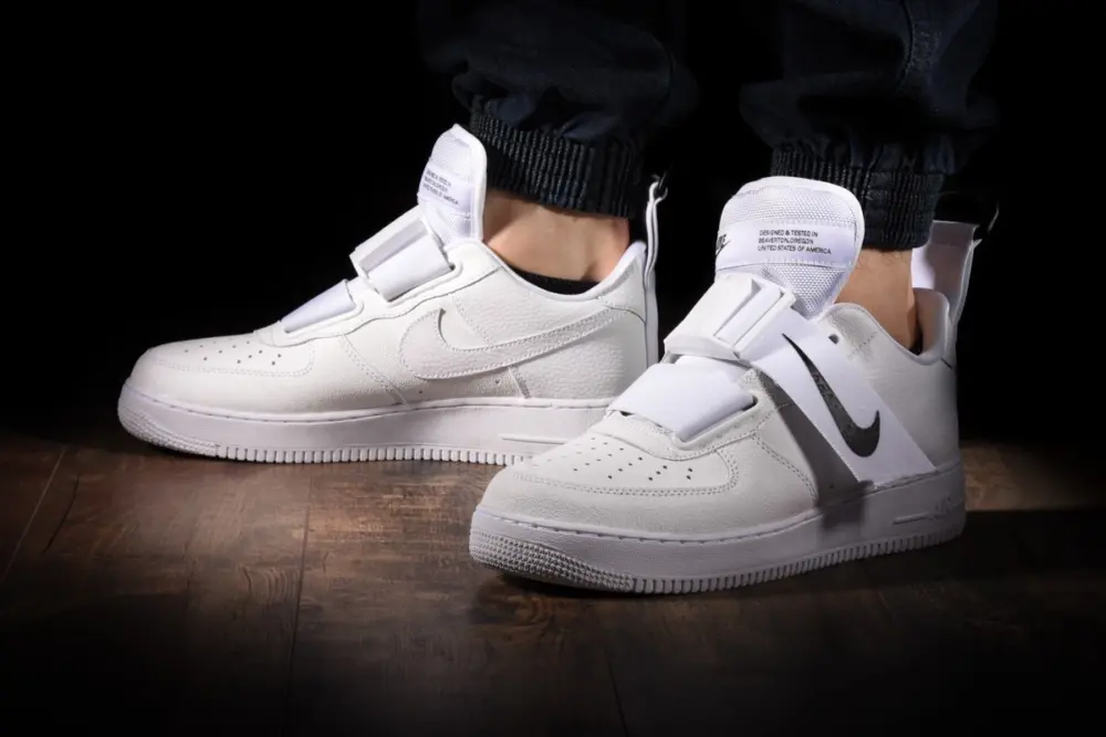 Giày Nike Air Force 1 Utility ‘White Black’ AO1531-101 - Ảnh 6