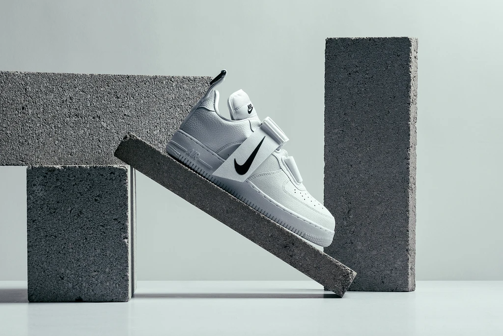 Alternative view of Giày Nike Air Force 1 Utility ‘White Black’ AO1531-101