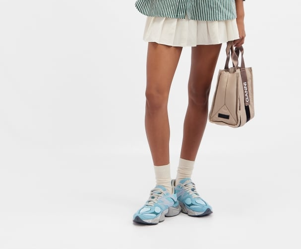 Alternative view of Giày New Balance 9060 ‘Chrome Blue’ U9060EED