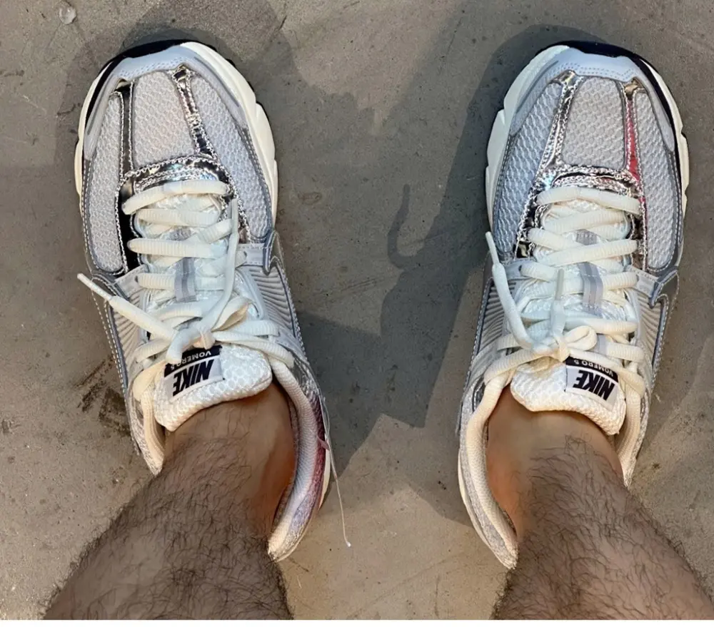 Giày Nike Air Zoom Vomero 5 'Chrome' HJ3758-001 - Ảnh 4