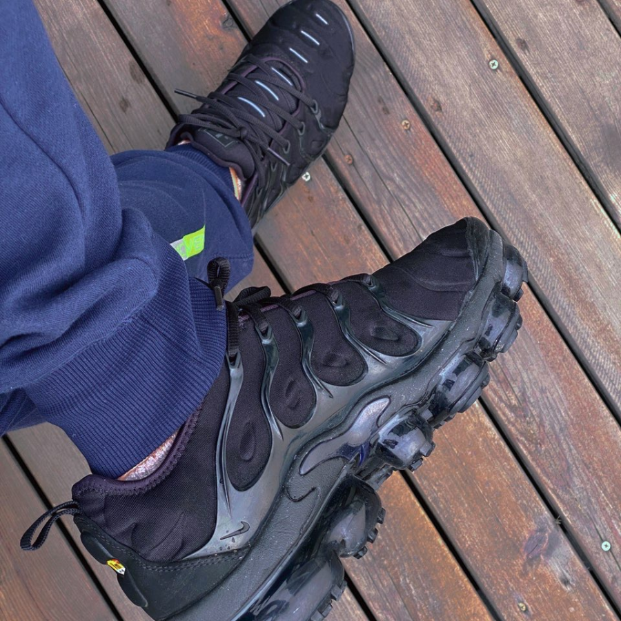 Giày Nike Air VaporMax Plus ‘Triple Black’ 924453-004 - Ảnh 5