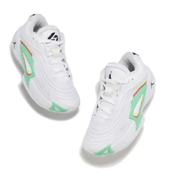 Alternative view of Giày Nike Air Jordan Luka 3 GS ‘Photo Finish’ HQ5058-107
