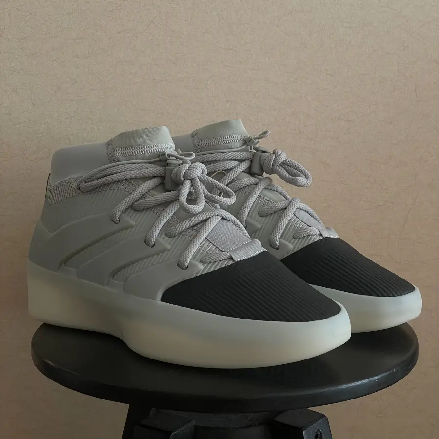 Alternative view of Giày Adidas Athletics x Fear of God ‘Carbon’ IE6188