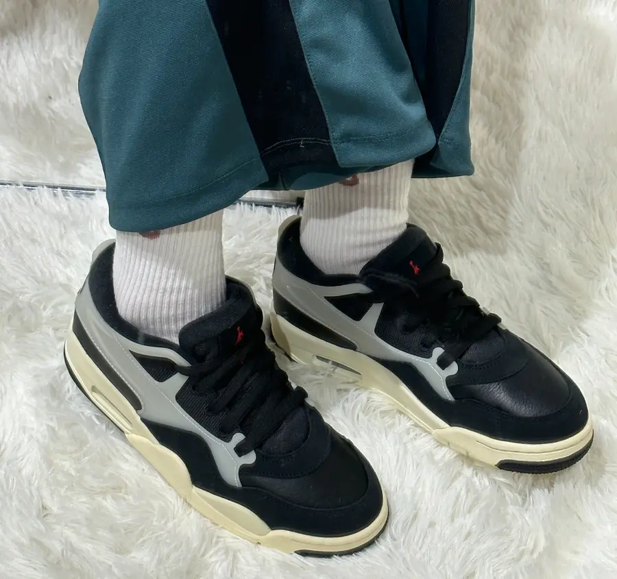 Giày Nike Air Jordan 4 RM ‘Black Sail’ FQ7939-006 - Ảnh 4