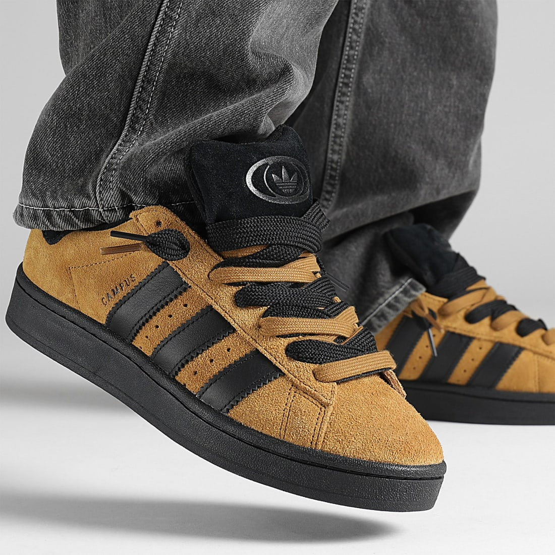 Alternative view of Giày Adidas Campus 00s ‘Brown’ JH8998
