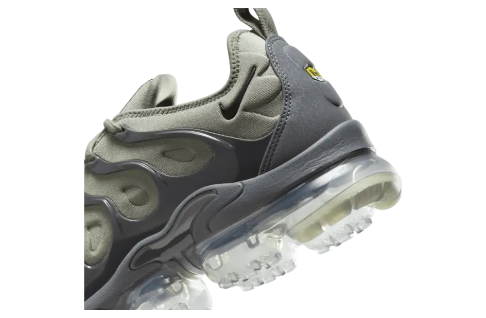 Alternative view of Giày Nike Air VaporMax Plus ‘Dark Stucco’ AT5681-001