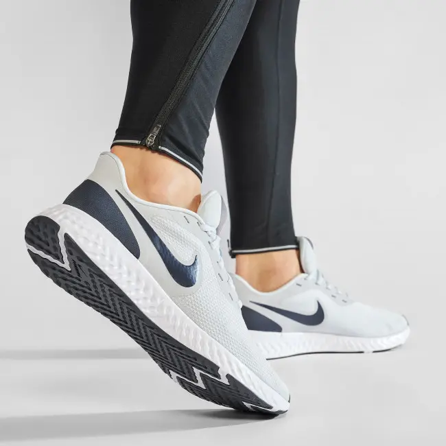 Giày Nike Revolution 5 ‘Pure Platinum Thunder Blue’ BQ3204-018 - Ảnh 4