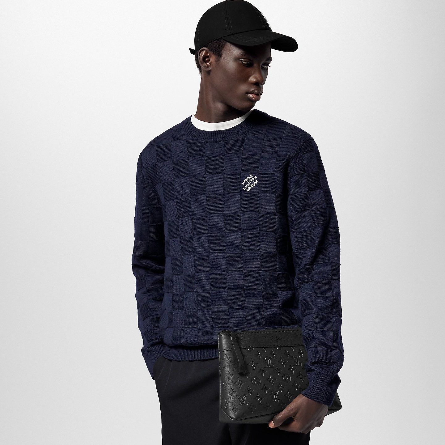 Túi Louis Vuitton Pochette Voyage Souple ‘Black’ M82545 - Ảnh 3