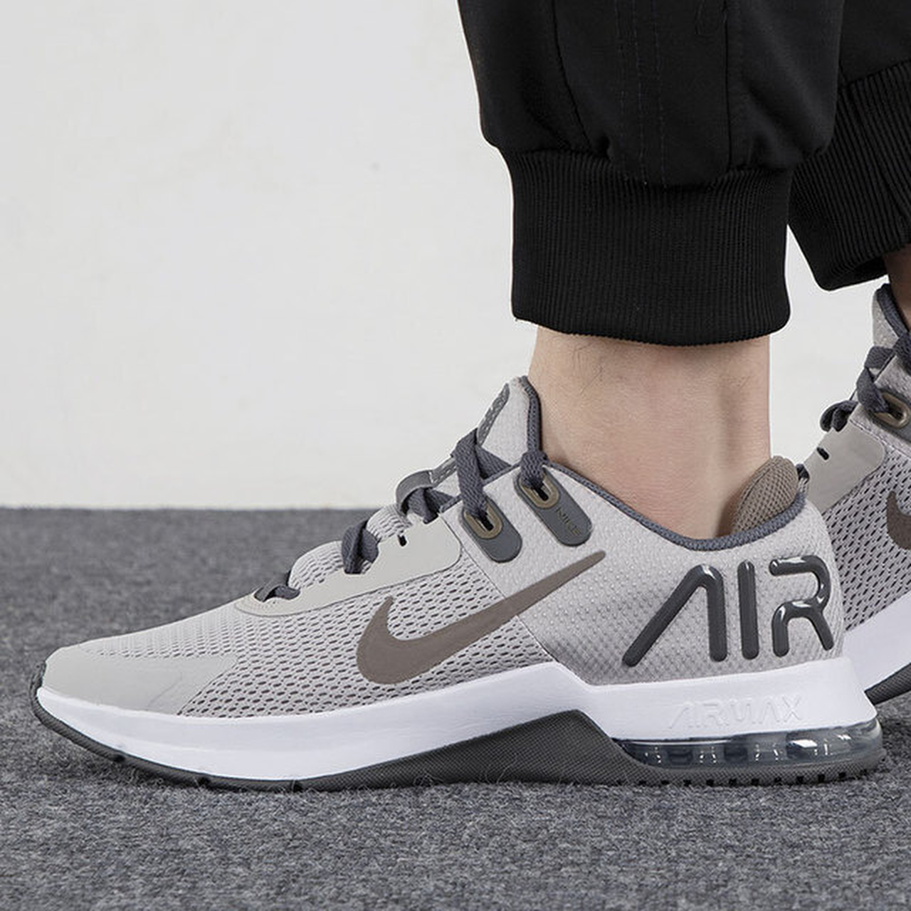 Giày Nike Air Max Alpha Trainer 4 ‘Light Iron Ore’ CW3396-030 - Ảnh 2