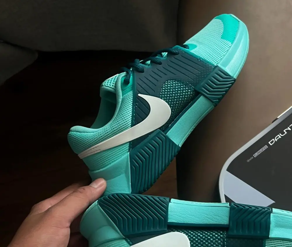 Alternative view of Giày Nike GP Challenge 1 Naomi Osaka Premium ‘Light Blue’ FQ7264-300