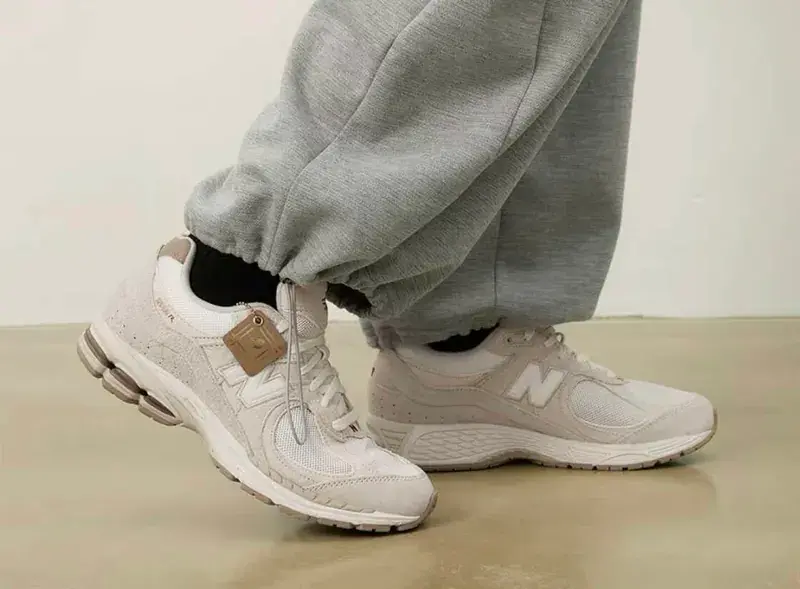 Giày New Balance 2002R ‘Beige’ M2002RHX - Ảnh 5