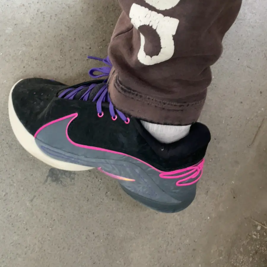 Giày Nike LeBron 22 ‘Tunnel Vision’ FZ1095-001 - Ảnh 4