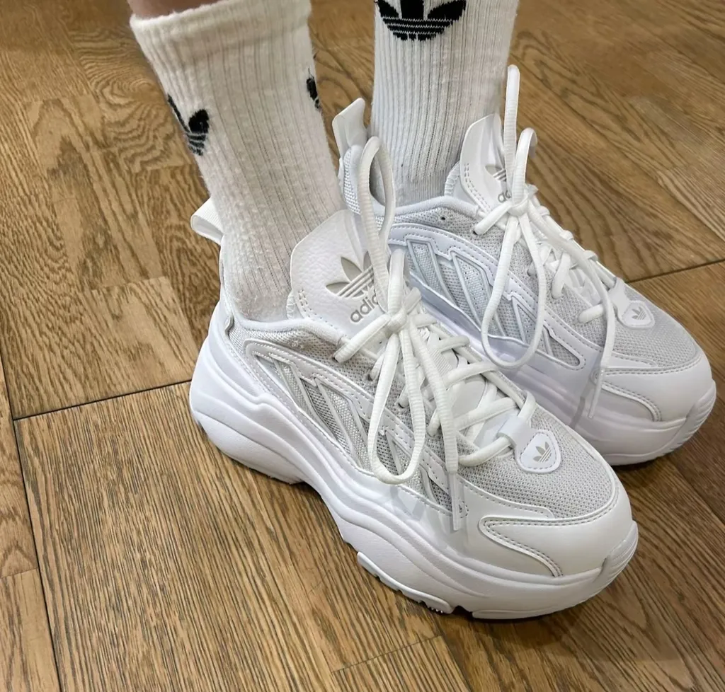 Giày Adidas Ozgaia ‘White Grey’ IG6047 - Ảnh 3