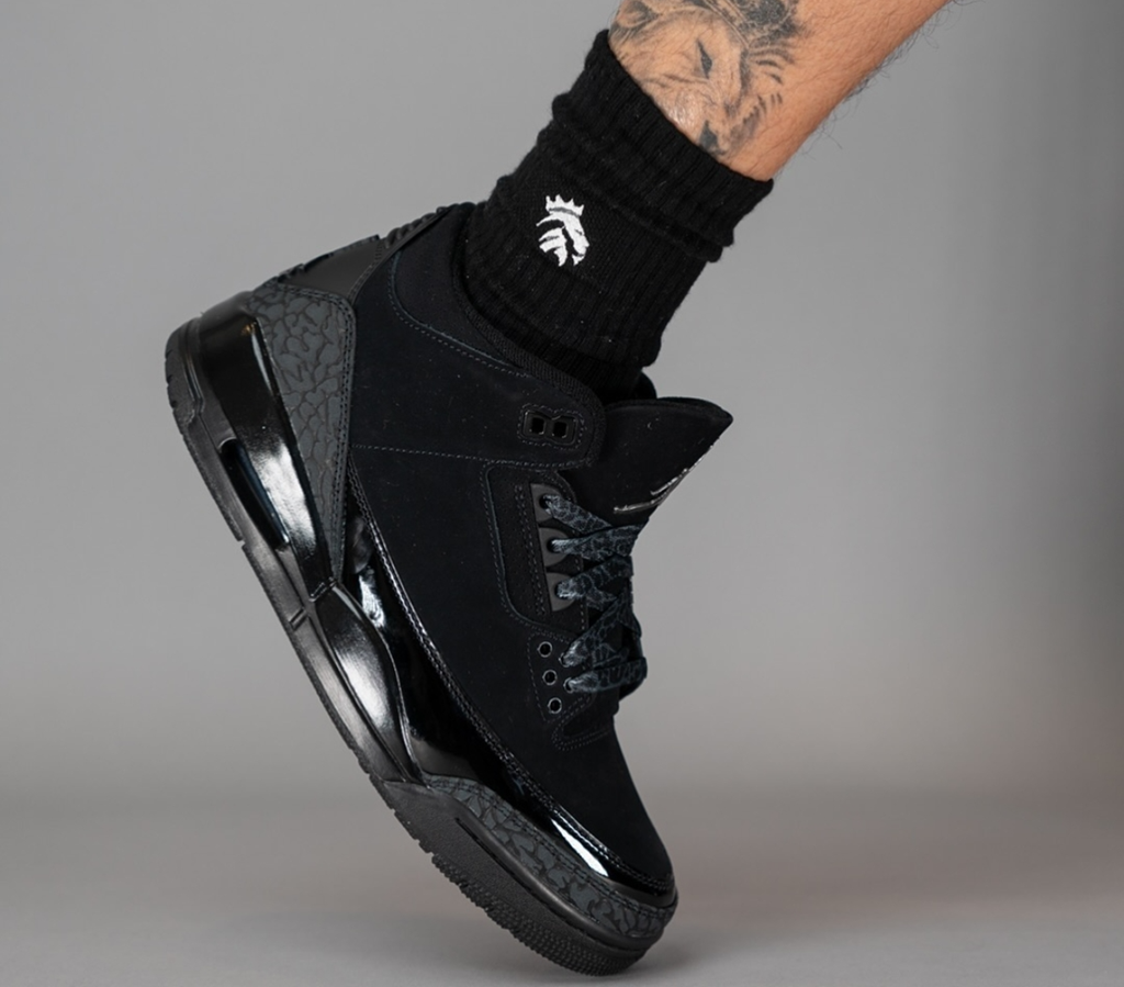 Giày Nike Air Jordan 3 Retro ‘Black Cat’ CT8532-001 - Ảnh 4