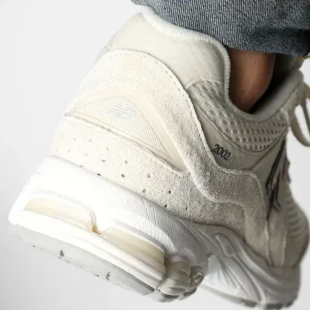 Alternative view of Giày New Balance 2002R ‘Beige’ M2002WC