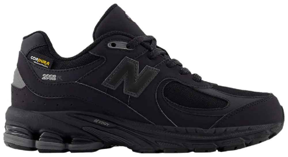 Giày New Balance 2002R Big Kid ‘Phantom Black’ GC2002PJ