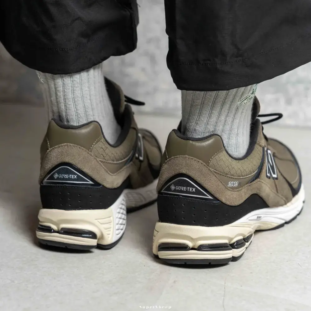 Alternative view of Giày New Balance 2002R GORE-TEX ‘Olive’ M2002RXU