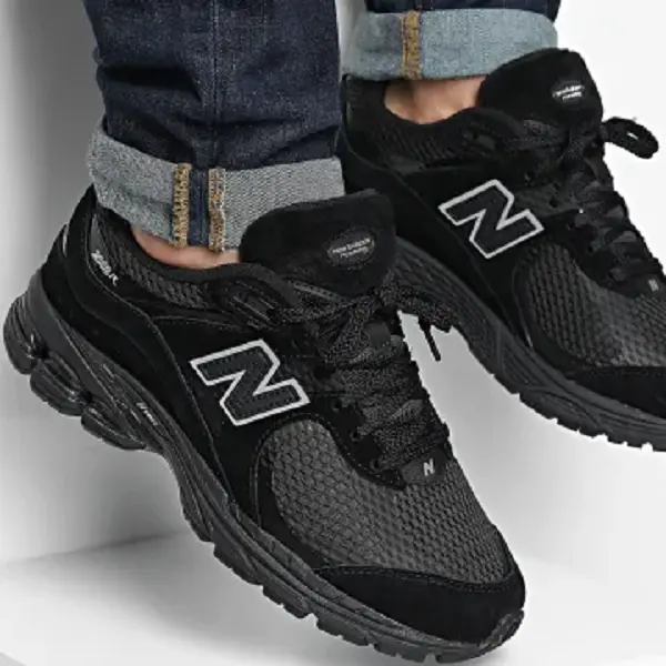Alternative view of Giày New Balance 2002R ‘Tape Layer Pack – Black’ M2002WB