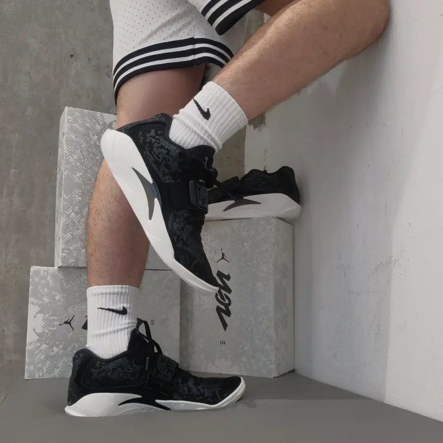 Giày Nike Air Jordan Zion 3 M.U.D. SE ‘Black Dark’ FN1714-002 - Ảnh 3