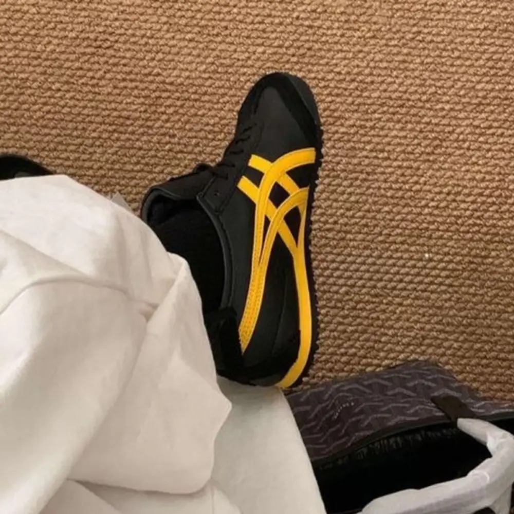 Giày Onitsuka Tiger Mexico 66 ‘Black Yellow’ 1183A201-003 - Ảnh 5