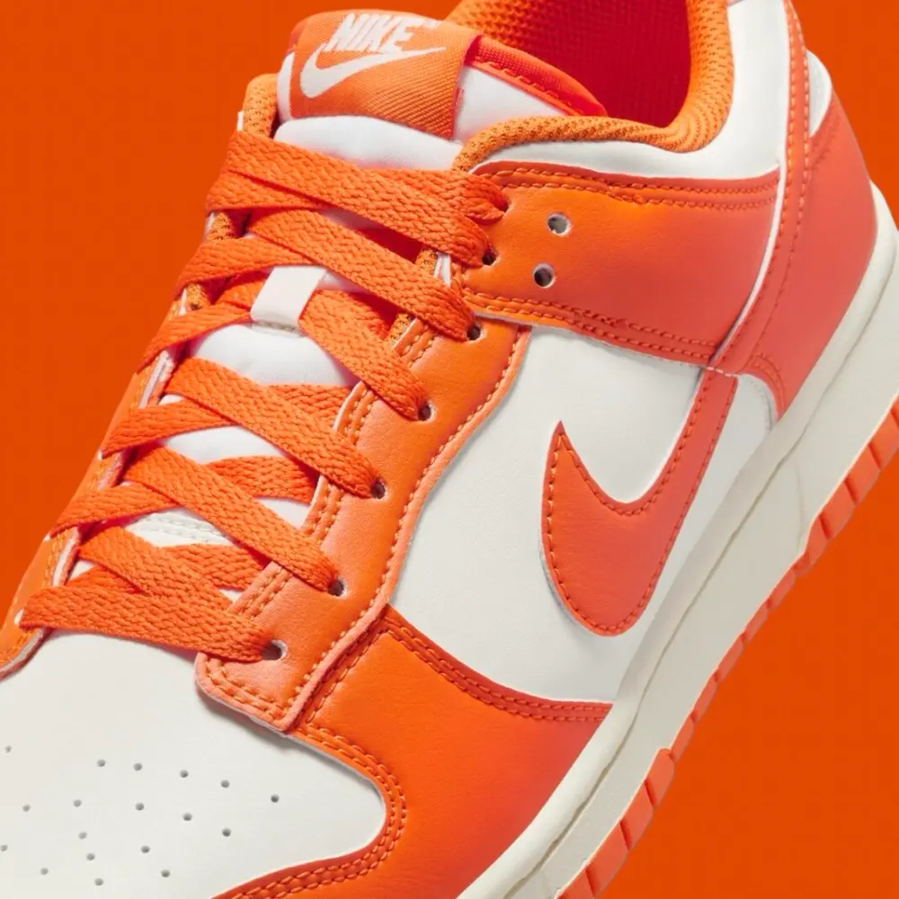 Alternative view of Giày Nike Dunk Low ‘Syracuse Pale Ivory’ HF5441-106