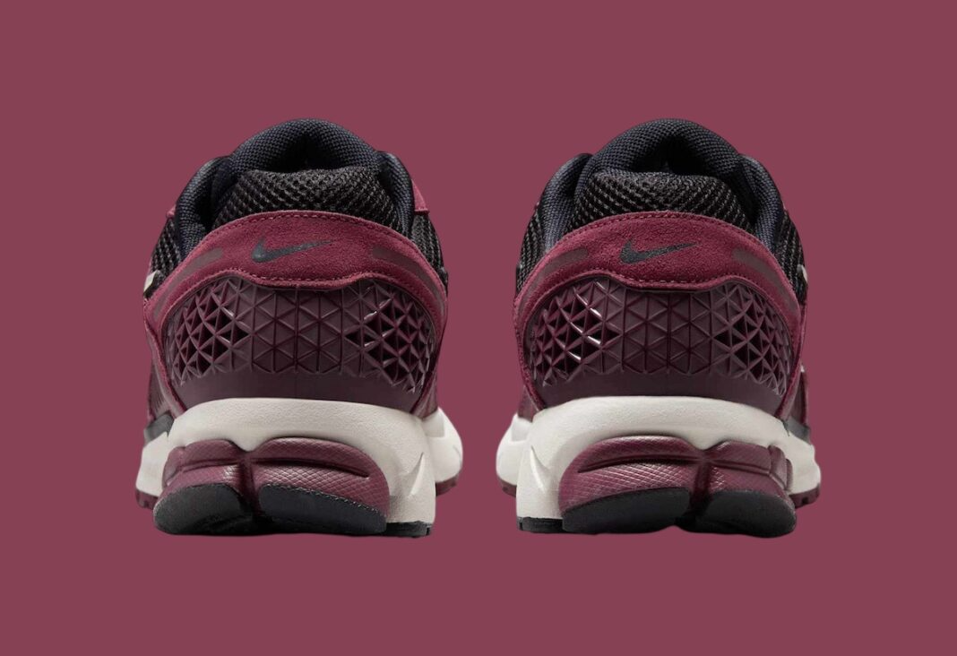 Giày Nike Zoom Vomero 5 ‘Dark Team Red’ HF1553-601 - Ảnh 3