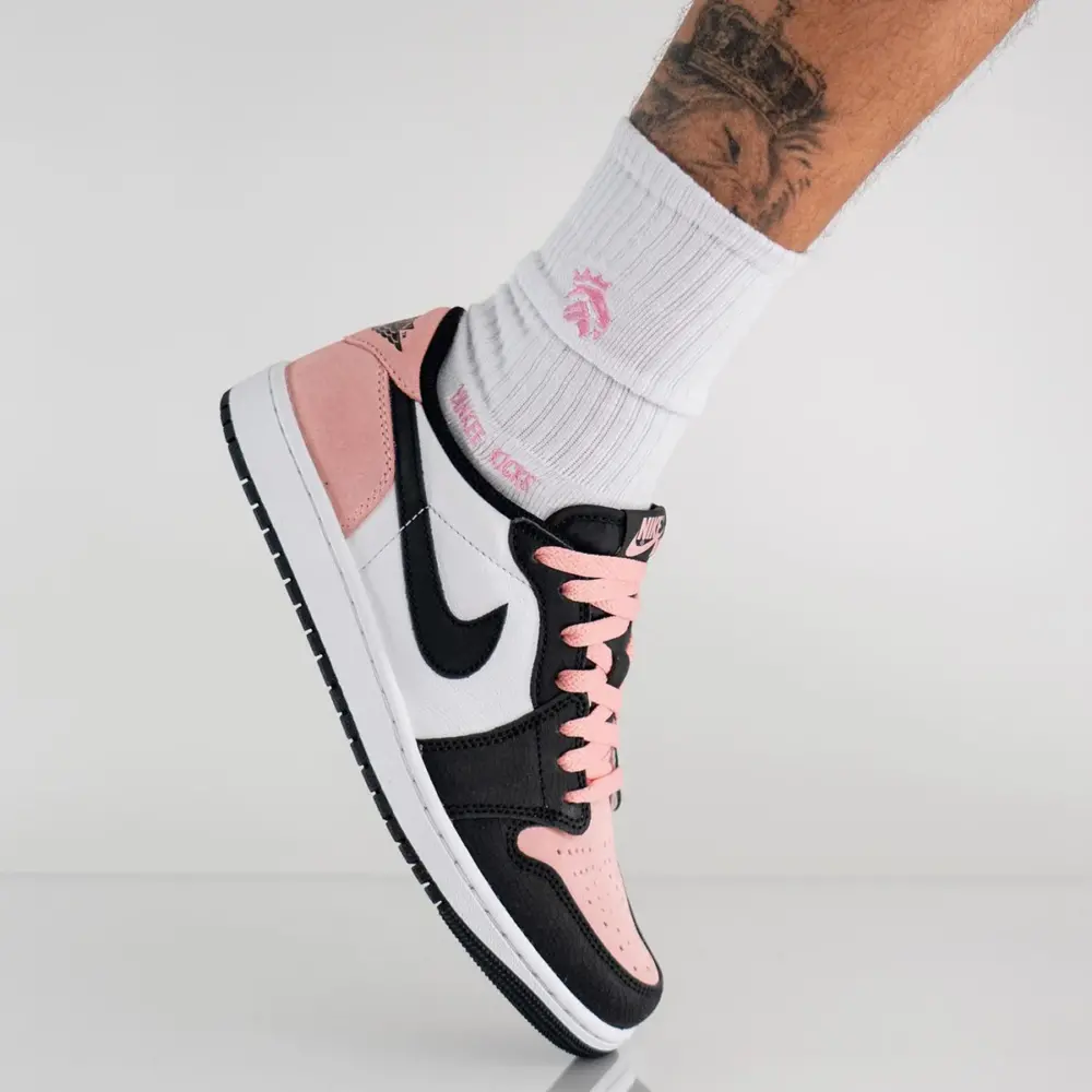 Giày Nike Air Jordan 1 Low OG GS ‘Bleached Coral’ CZ0858-061 - Ảnh 3