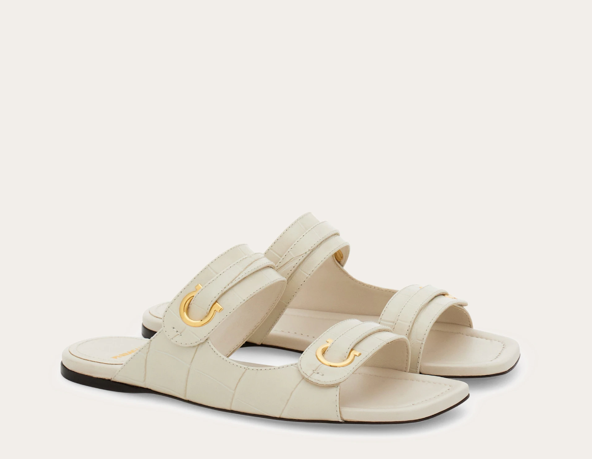 Dép Salvatore Ferragamo Gancini Ornament ‘Mascarpone’ 01I199-774581 - Ảnh 4