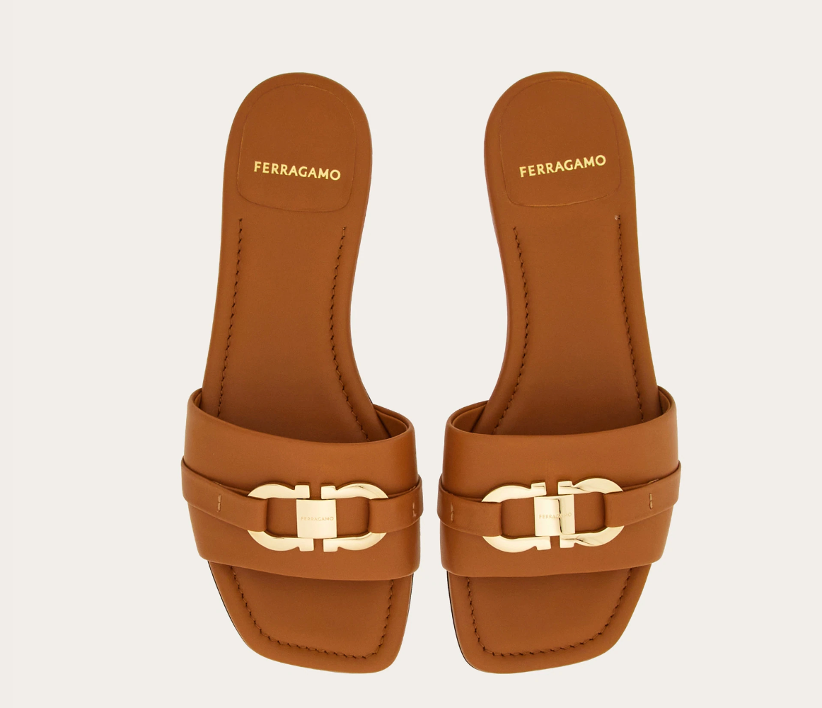 Dép Salvatore Ferragamo Flat Slide ‘Tan’ 01G997-769637 - Ảnh 3