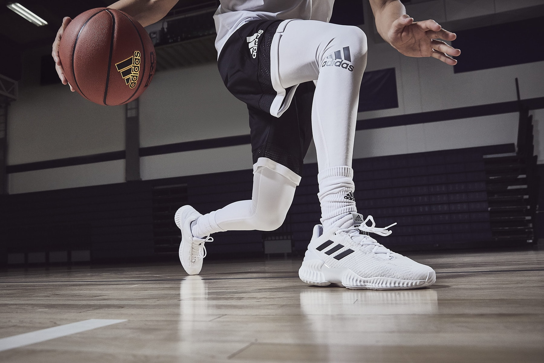 Giày Adidas Pro Bounce 2018 ‘White Black’ FW5745 - Ảnh 3