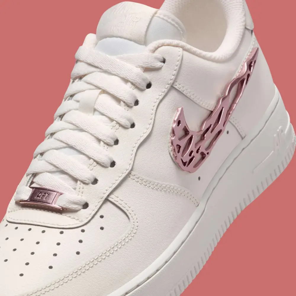 Giày Nike Air Force 1 Low 'Liquid Metal Swoosh Metallic Pink' IF1686-161 - Ảnh 7