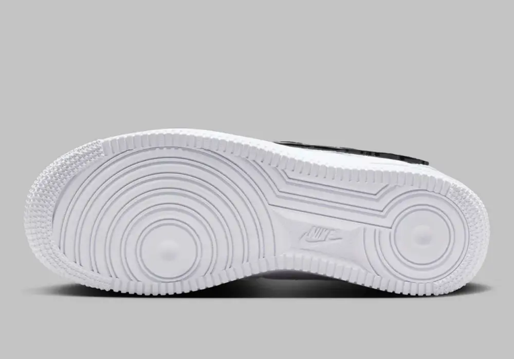 Giày Nike Air Force 1 Low Liquid Metal Swoosh IF1686-101 - Ảnh 3