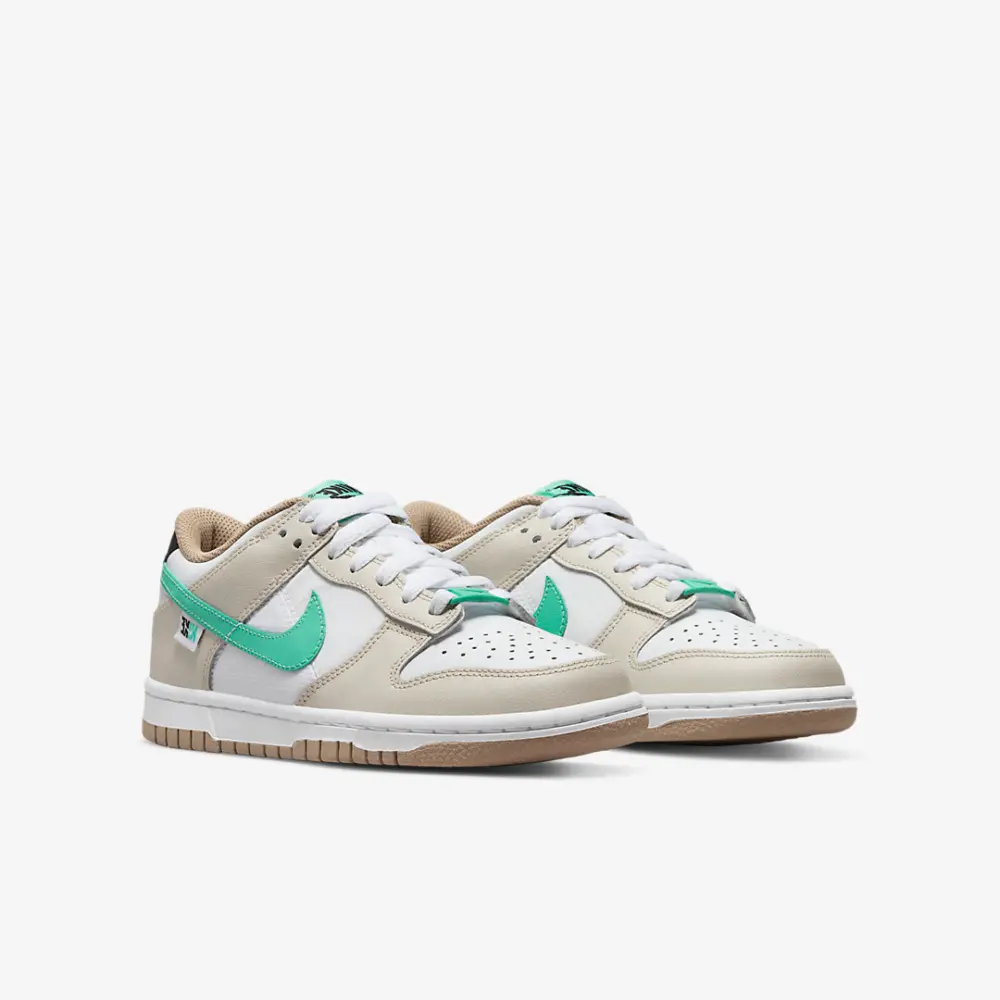 Alternative view of Giày Nike Dunk Low GS ‘Split Seam White’ DX6063-131