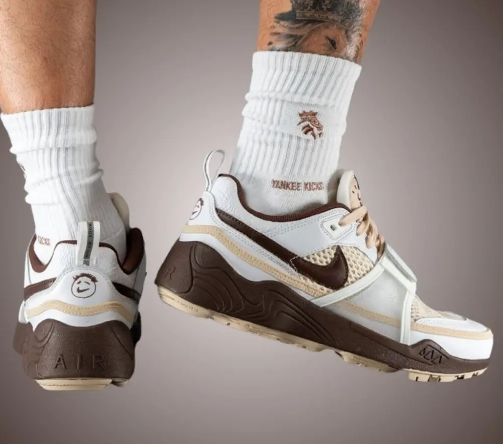 Alternative view of Giày Nike Zoom Field Jaxx 'Travis Scott Light Chocolate' HQ3073-100