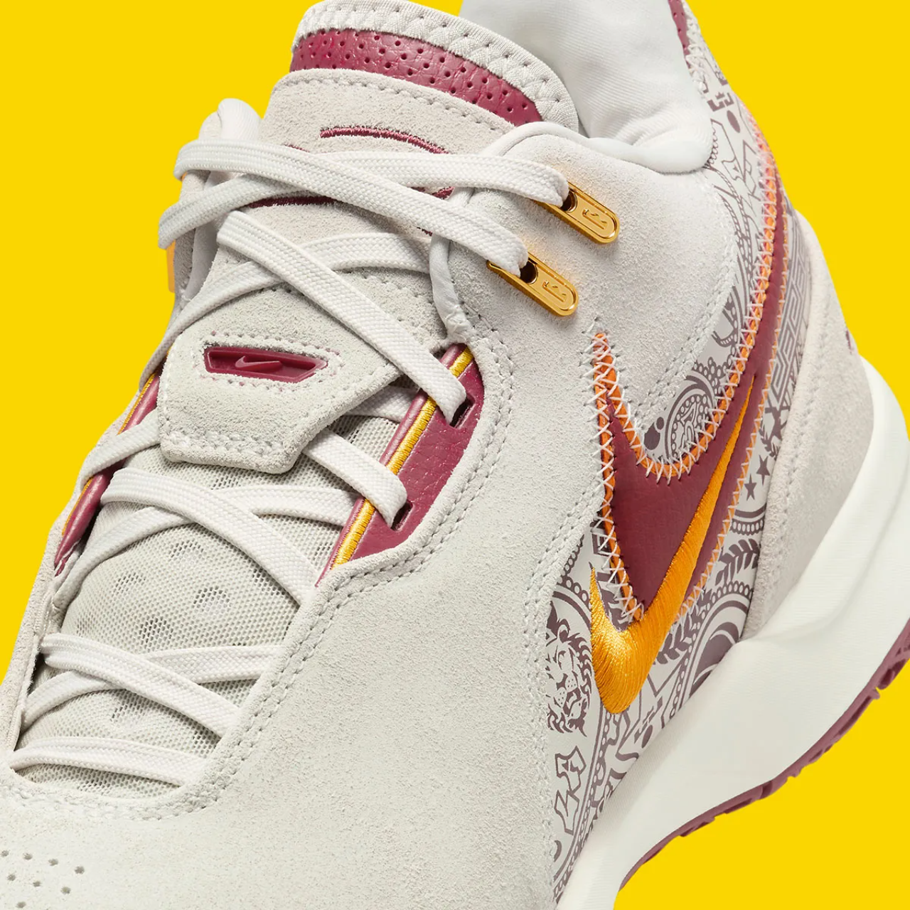 Alternative view of Giày Nike Zoom LeBron NXXT Gen AMPD 'Cavaliers' FZ7888-001
