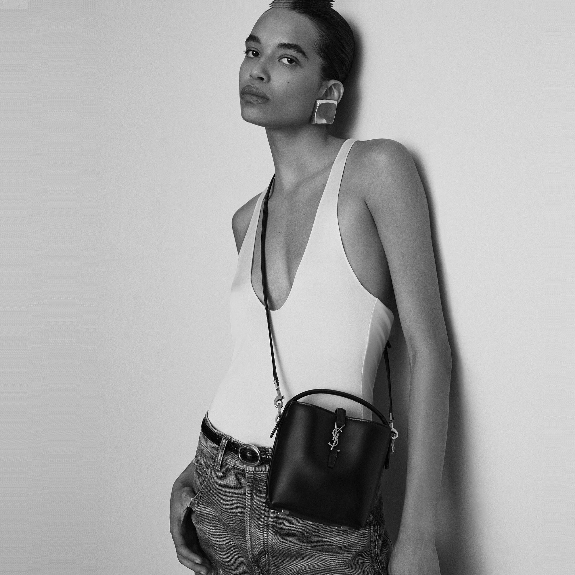 Alternative view of Túi Saint Laurent Le 37 ‘Fox’ 7658702R20W2536