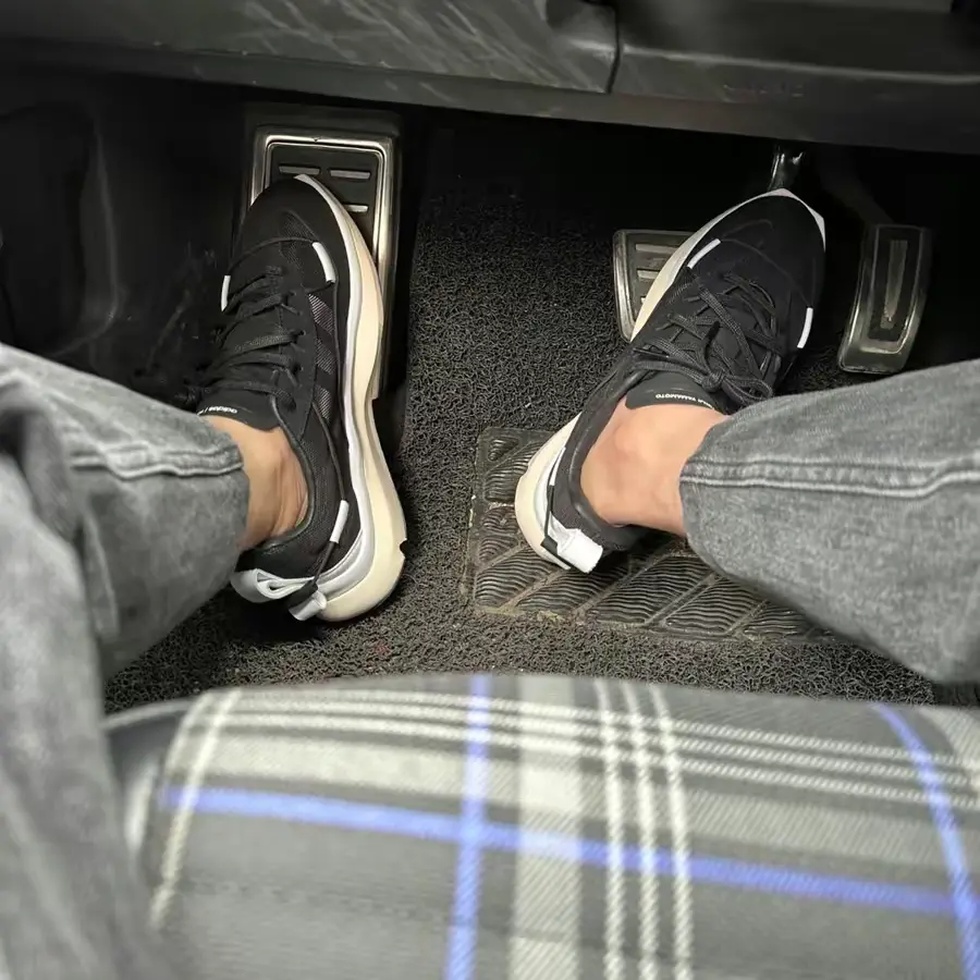 Alternative view of Giày Adidas Y-3 Shiku Run ‘Black’ FX1416