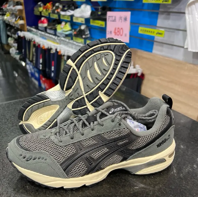 Alternative view of Giày Asics Gel 1090V2 ‘Truffle Grey Black’ 1203A382-022