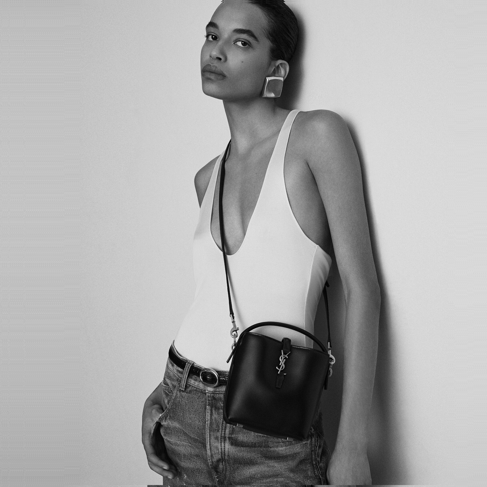 Alternative view of Túi Saint Laurent Le 37 ‘Elmwood’ 7658702R20W3360