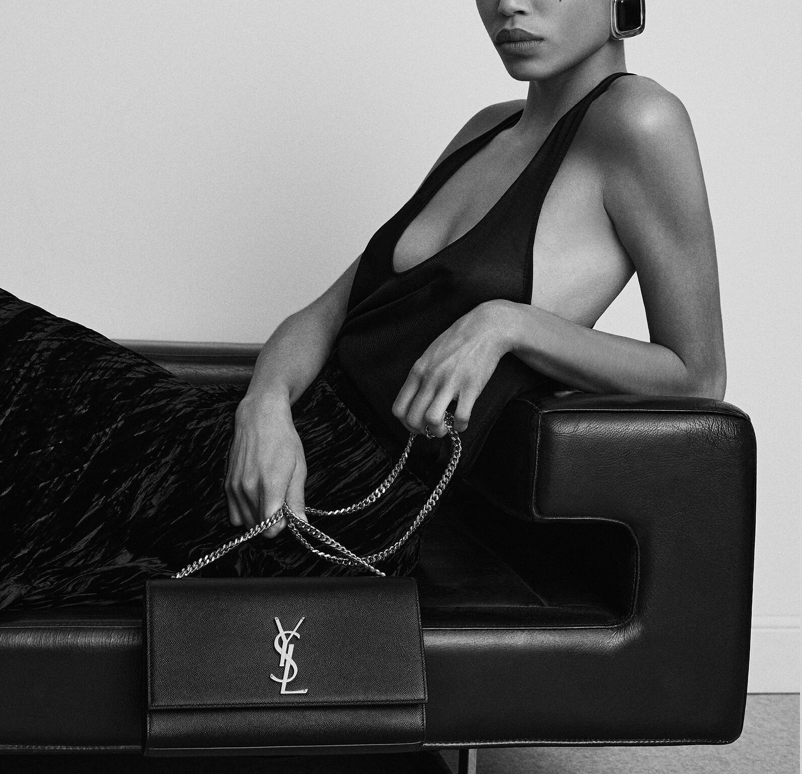 Alternative view of Túi Saint Laurent Kate ‘Black’ 364021BOW0J1000