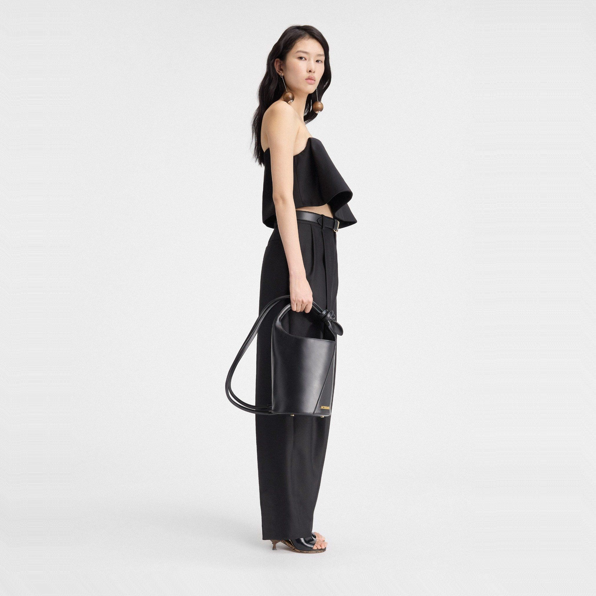 Túi Jacquemus The Small ‘Black’ 245BA366-3173-990 - Ảnh 2