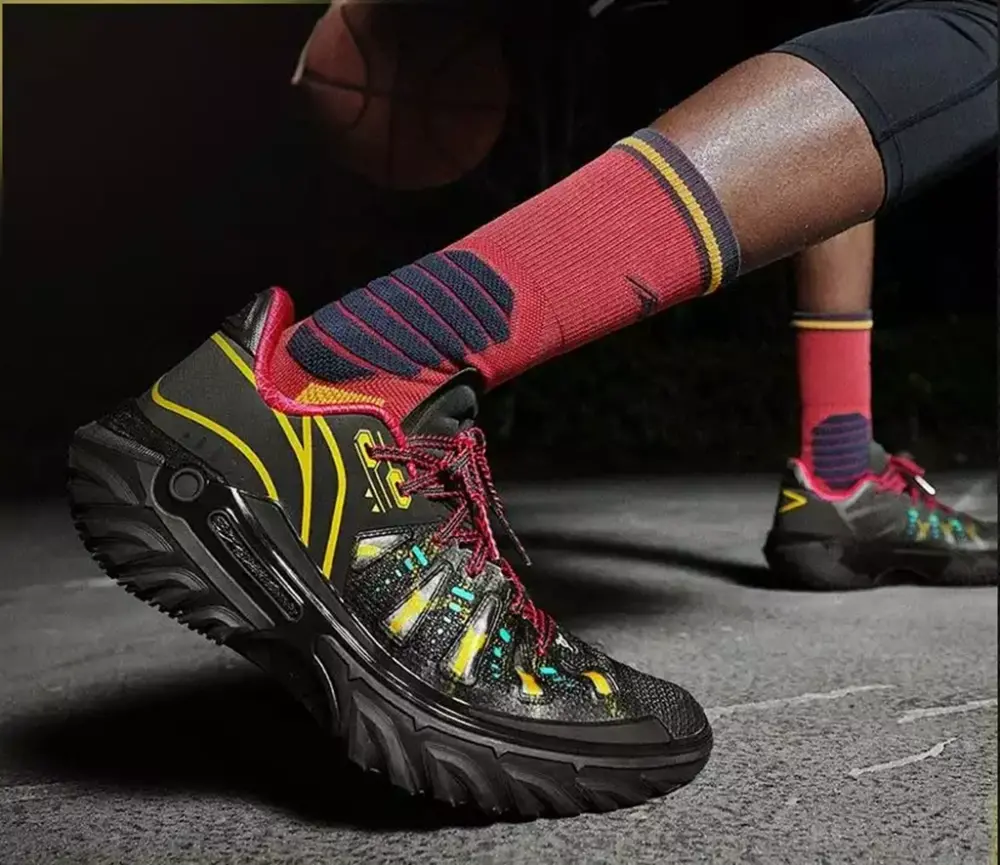 Alternative view of Giày Li-Ning Jie'Ao 2 'Black Fog' ABFV013-5