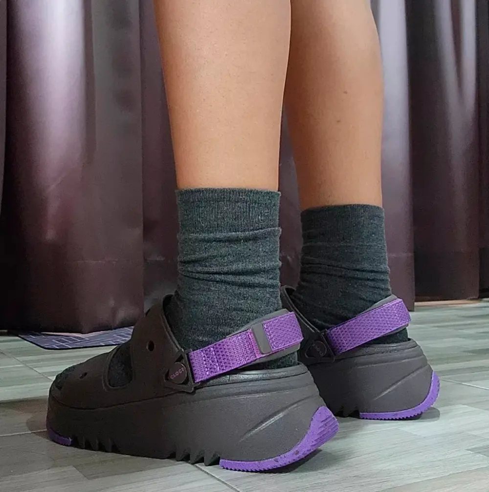 Dép Crocs Hiker Xscape Sandals ‘Espresso’ 208181-2A0 - Ảnh 3