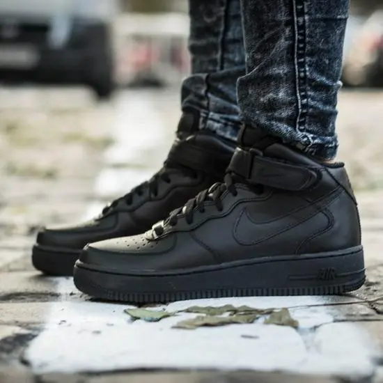 Alternative view of Giày Nike Wmns Air Force 1 ’07 Mid ‘Black’ 366731-001