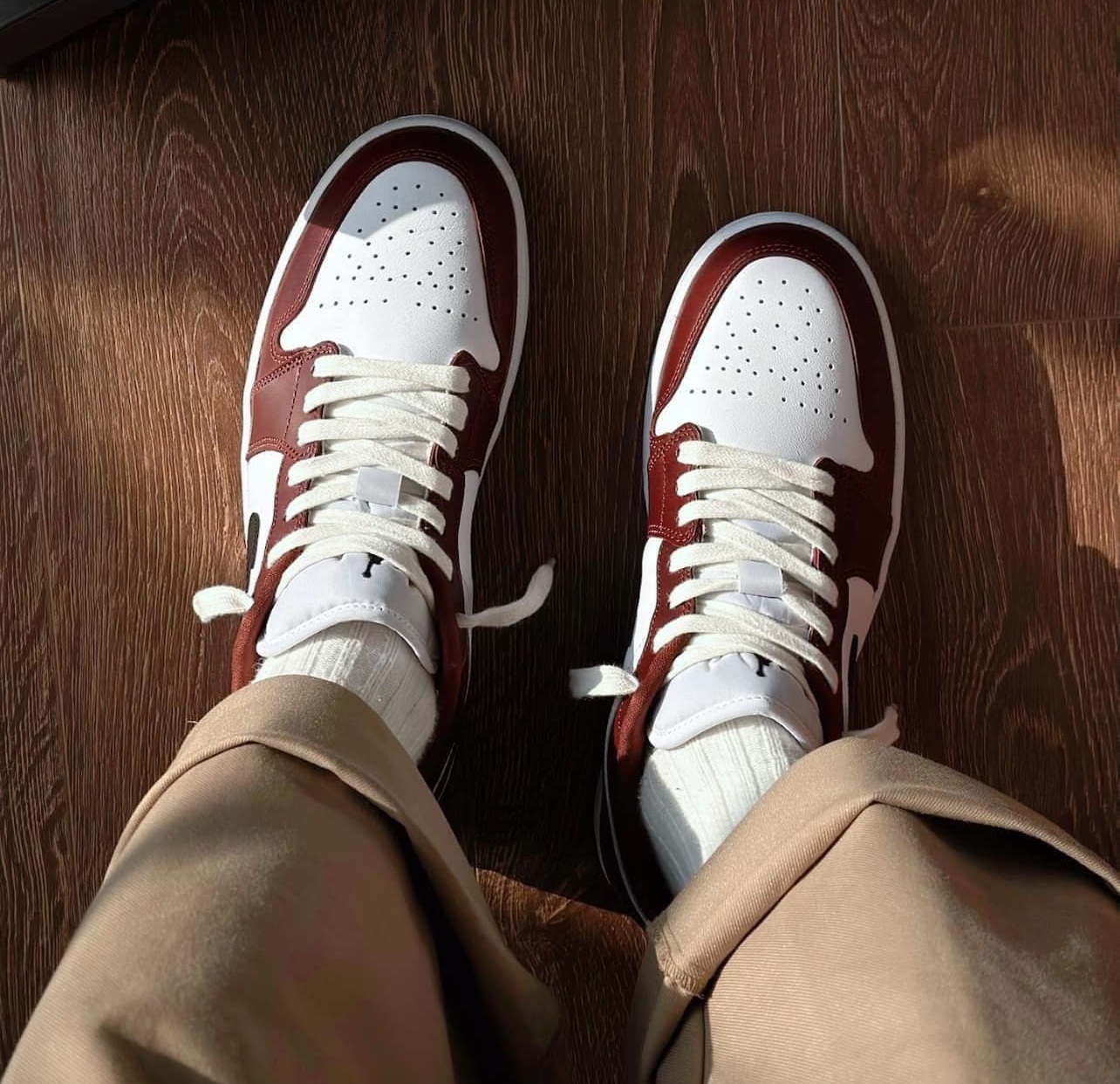 Nike Air Jordan 1 Low SE GS ‘Dark Pony’ HF3188-102 - Ảnh 3