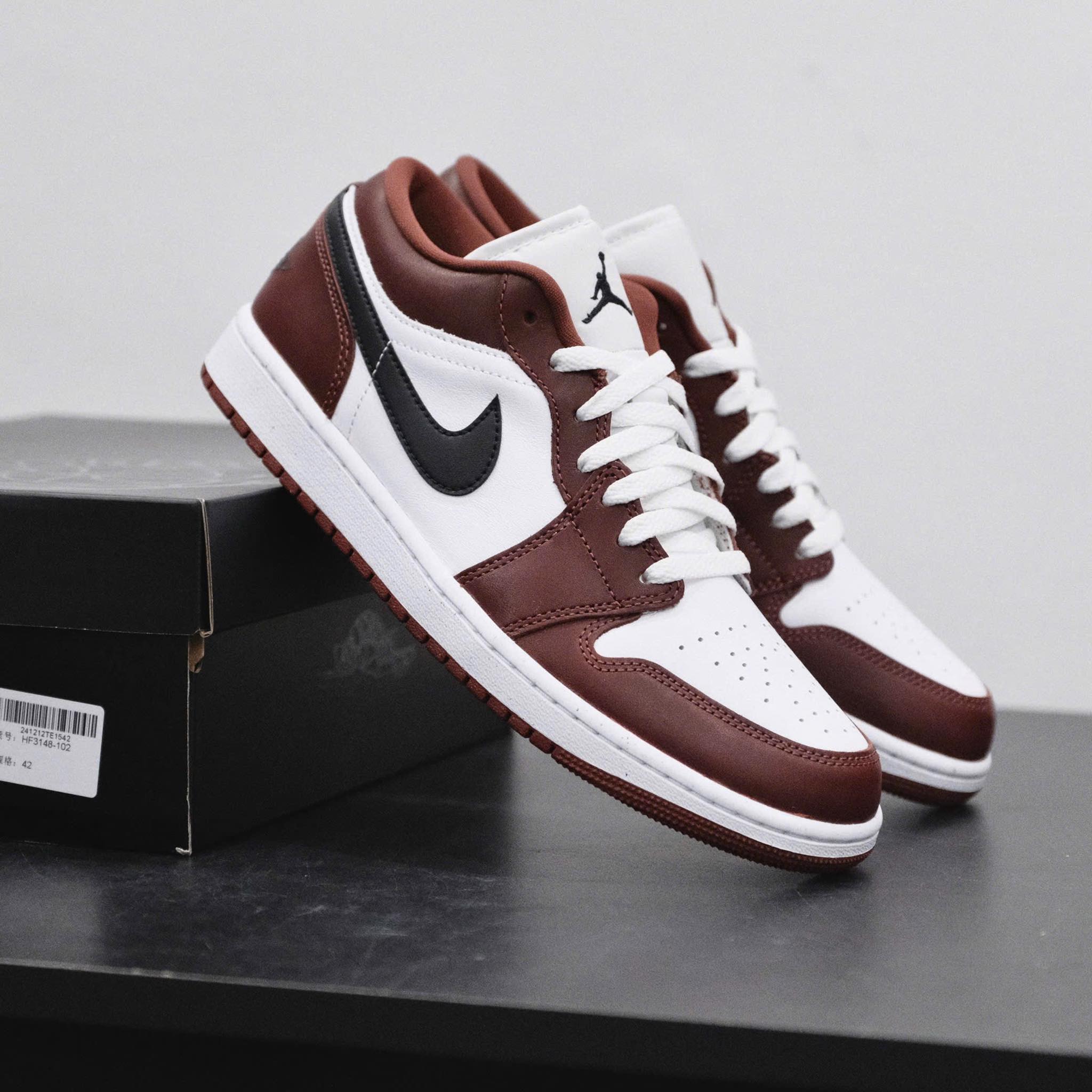 Nike Air Jordan 1 Low SE GS ‘Dark Pony’ HF3188-102 - Ảnh 6