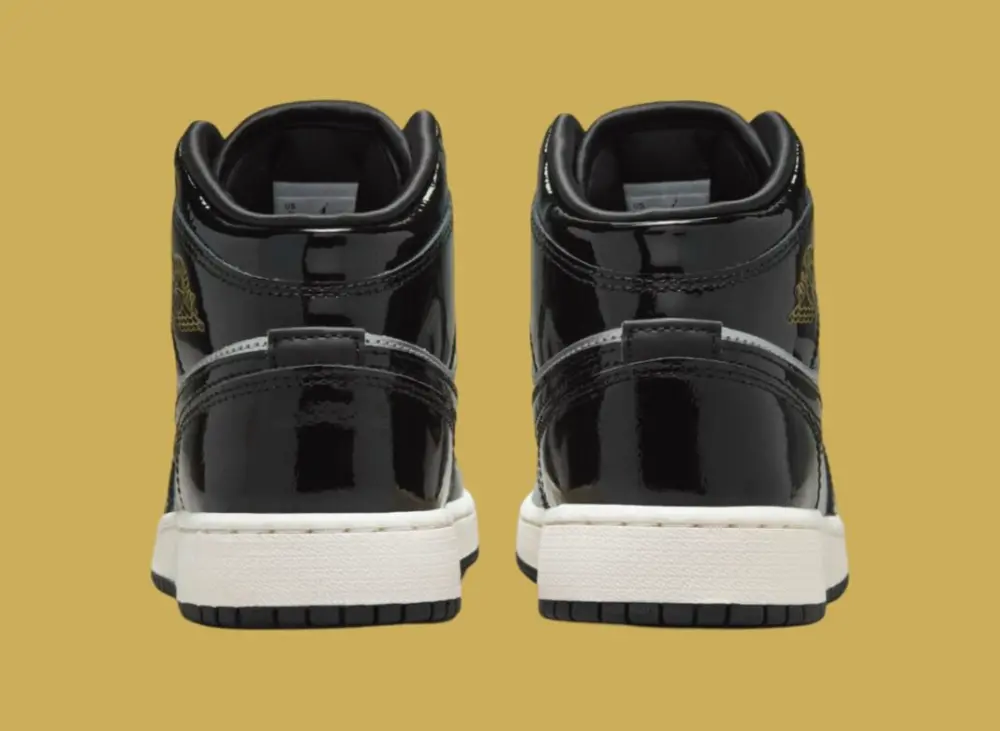 Alternative view of Giày Nike Air Jordan 1 Mid SE GS ‘Black Metallic Silver’ FZ3938-001
