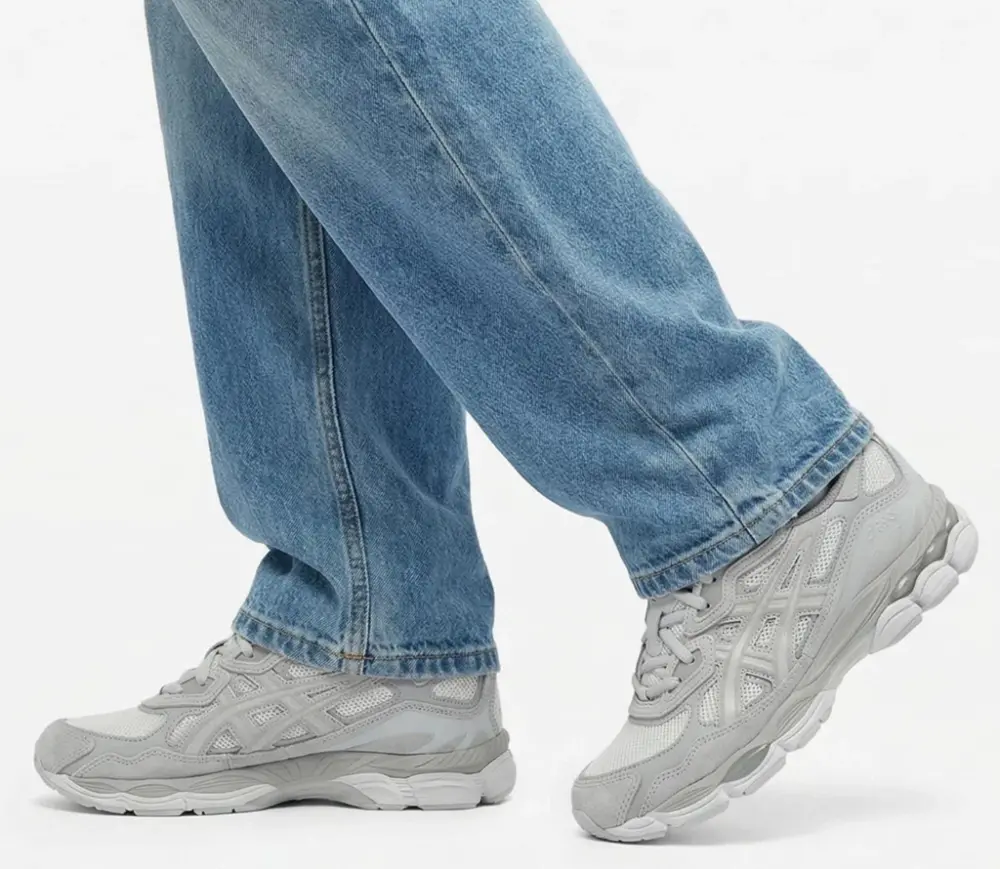 Alternative view of Giày Asics Gel-NYC ‘Cream Cloud Grey’ 1203A663-101