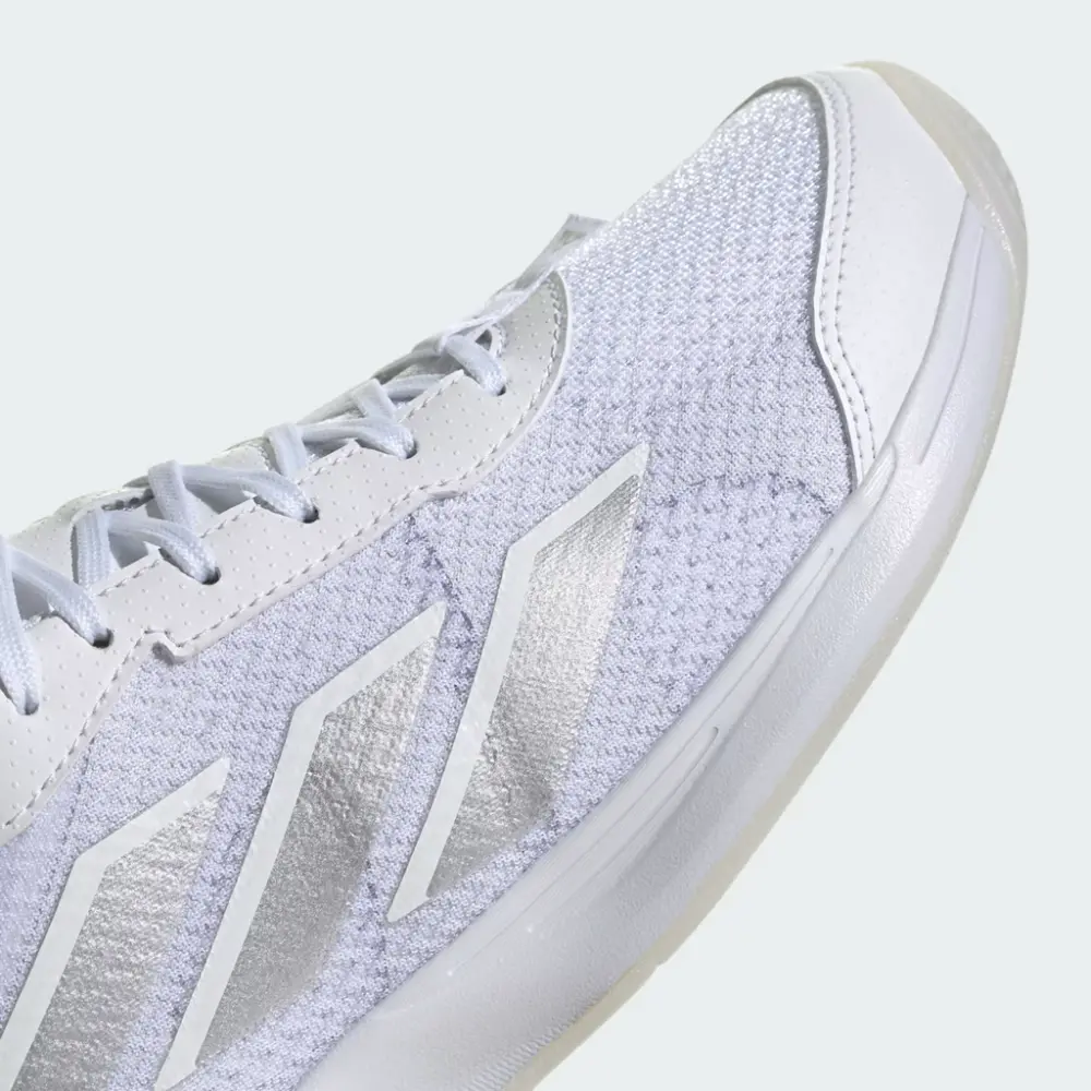 Alternative view of Giày Adidas Avaflash Low 'White Silver Metallic' IG9540
